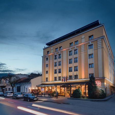 Hotel Opera Plaza Cluj-Napoca Esterno foto