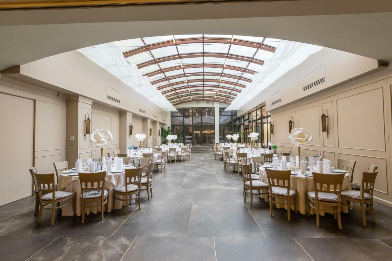 Hotel Opera Plaza Cluj-Napoca Esterno foto