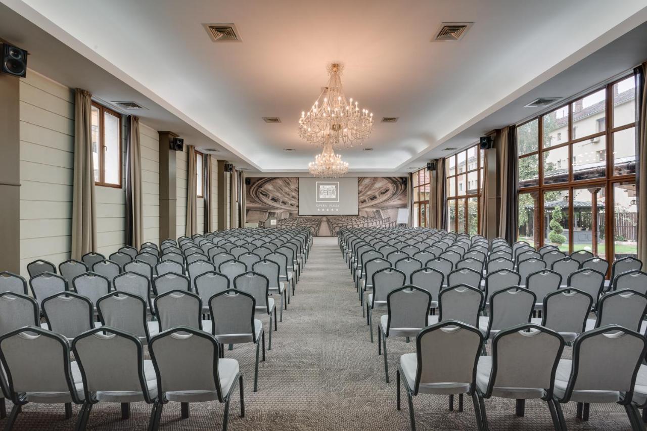 Hotel Opera Plaza Cluj-Napoca Esterno foto