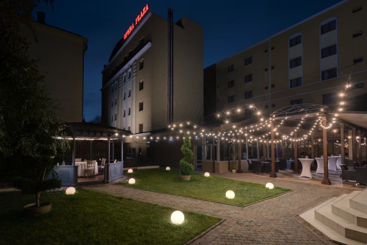 Hotel Opera Plaza Cluj-Napoca Esterno foto