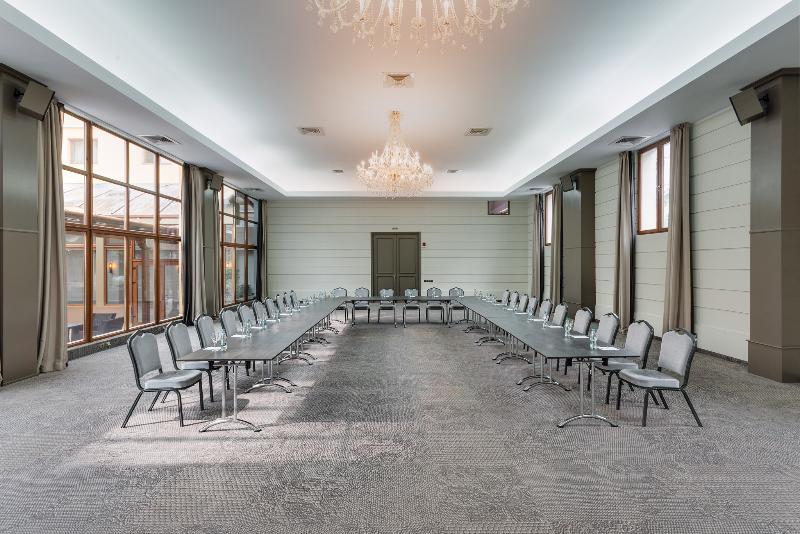 Hotel Opera Plaza Cluj-Napoca Esterno foto